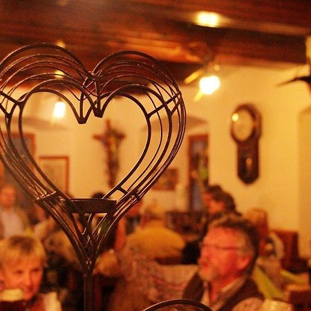 Hotel Brauerei-Gasthof Eck Böbrach Esterno foto