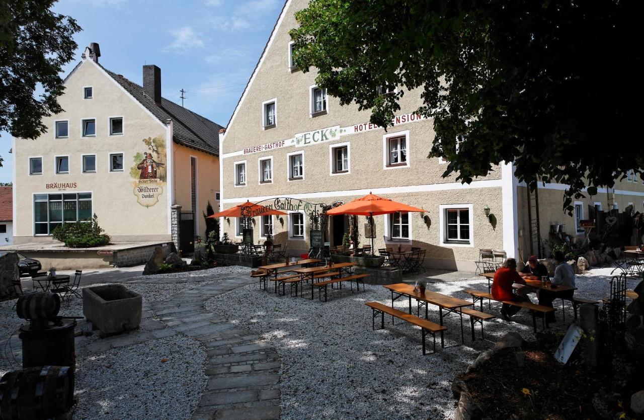 Hotel Brauerei-Gasthof Eck Böbrach Esterno foto