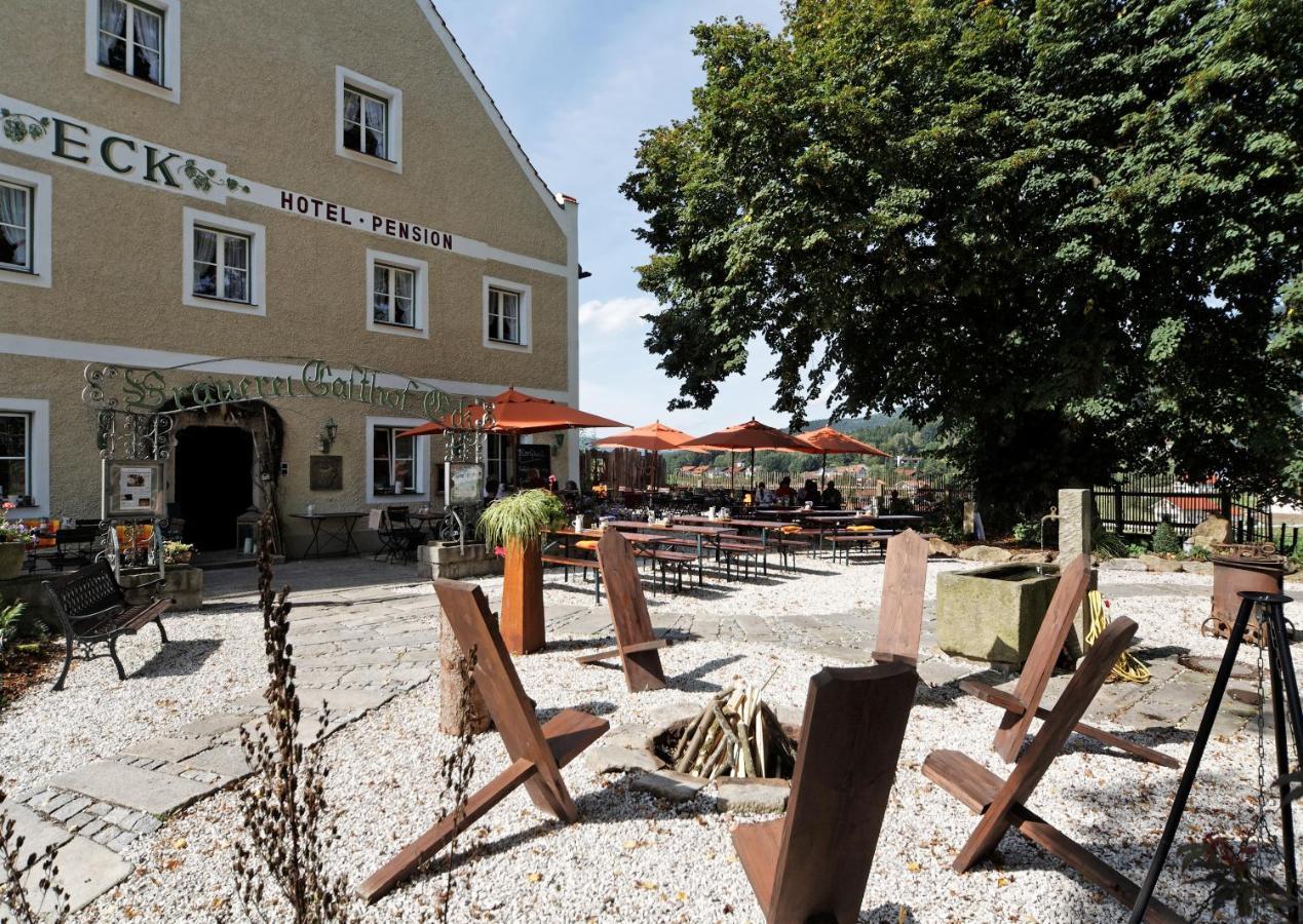 Hotel Brauerei-Gasthof Eck Böbrach Esterno foto